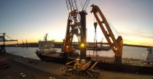 Crane Services Bahrain